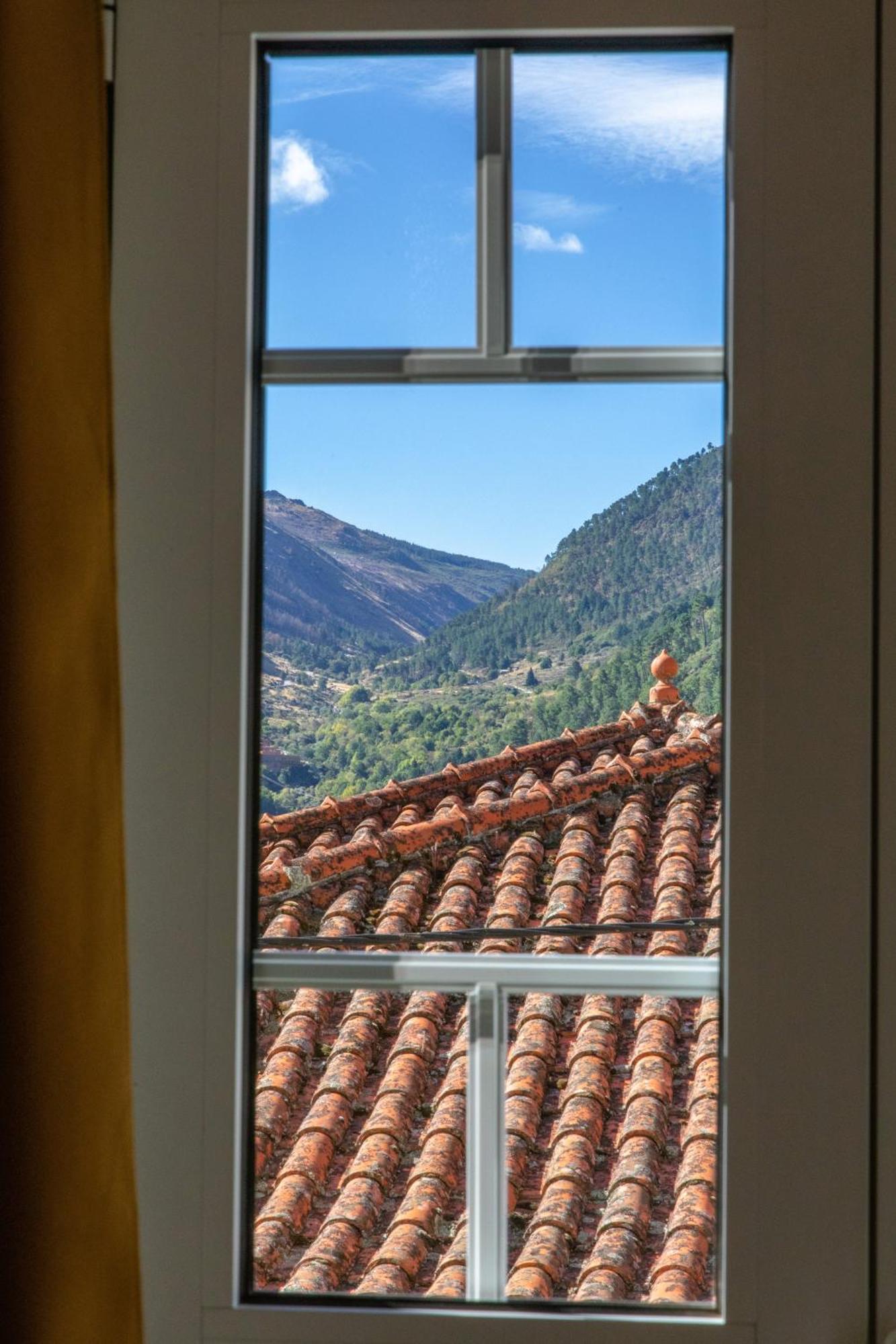 Arcadas Da Vila Manteigas Exteriér fotografie
